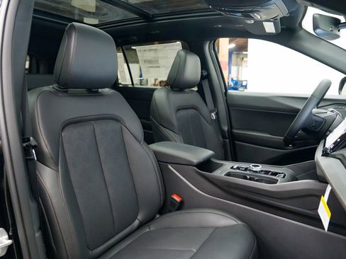 New 2026 Jeep Cherokee Overland image 30