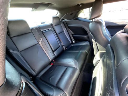 Used 2018 Dodge Challenger R/T Plus image 17