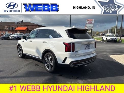 Used 2024 Kia Sorento SX Prestige image 9