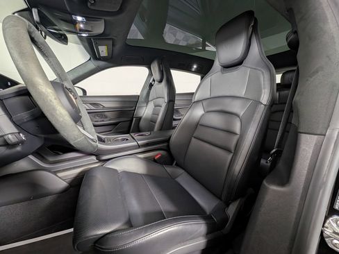 Certified 2024 Porsche Taycan GTS image 6