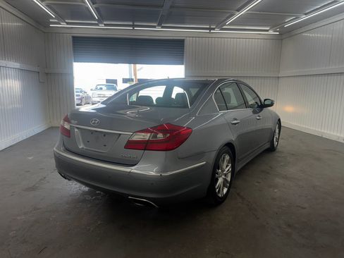 Used 2014 Hyundai Genesis 3.8 w/ Technology Package 03 image 7