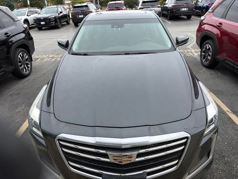 Used 2018 Cadillac CTS Luxury RWD image 2