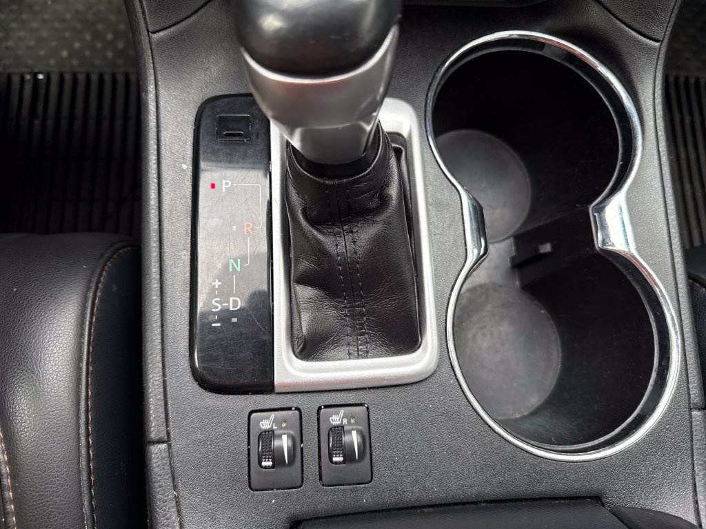Used 2019 Toyota Highlander XLE AWD/4WD image 15