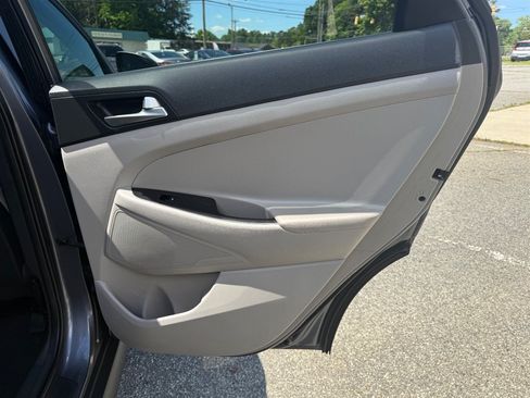 Used 2021 Hyundai Tucson Value AWD/4WD image 34