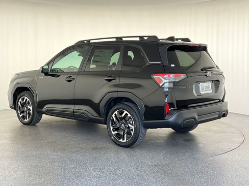 New 2026 Subaru Forester Premium AWD/4WD image 7