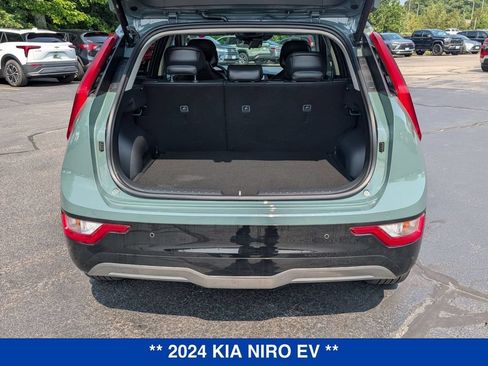 Used 2024 Kia Niro Wind w/ Wind Preserve Package FWD image 32