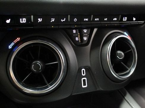 Certified 2024 Chevrolet Blazer LT w/ Convenience Package FWD image 27