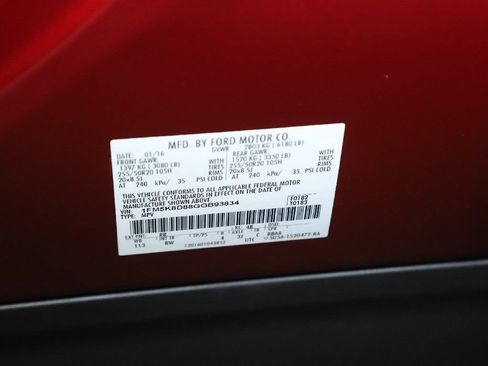 Used 2016 Ford Explorer XLT w/ Equipment Group 202A AWD/4WD image 20