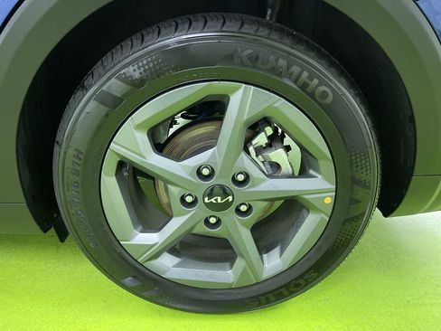 Used 2025 Kia K4 LXS image 15