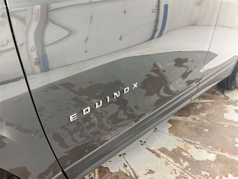 Used 2020 Chevrolet Equinox LT image 25