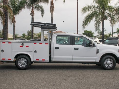Used 2019 Ford F250 XL w/ Power Equipment Group image 18