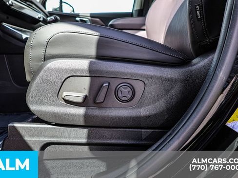 Used 2025 Kia Carnival SX w/ SX Dark Edition Package FWD image 27
