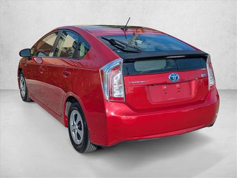 Used 2014 Toyota Prius Three image 8