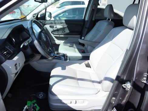 Certified 2017 Honda Pilot EX-L image 9