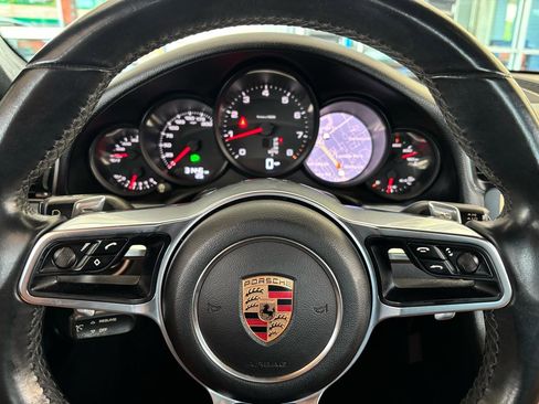 Used 2018 Porsche 911 Carrera RWD image 21