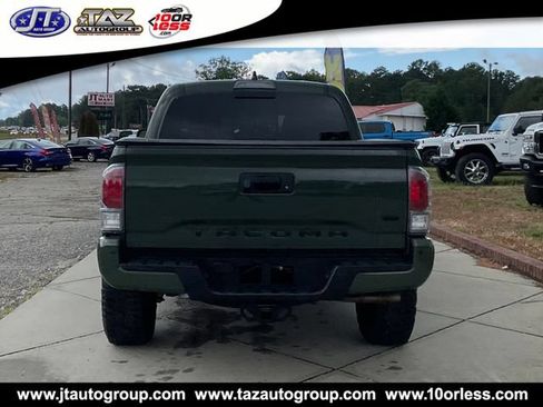 Used 2021 Toyota Tacoma TRD Off-Road w/ Technology Package AWD/4WD image 6