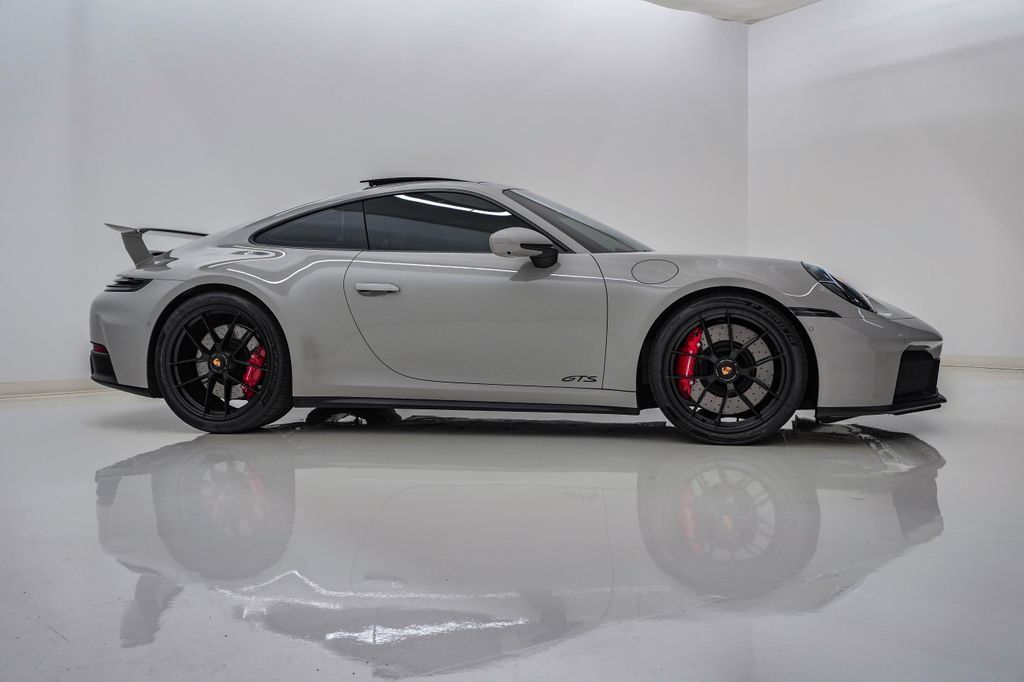Certified 2026 Porsche 911 Carrera GTS RWD image 9