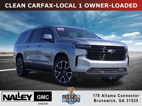 Used 2024 Chevrolet Suburban RST w/ Luxury Package image 1