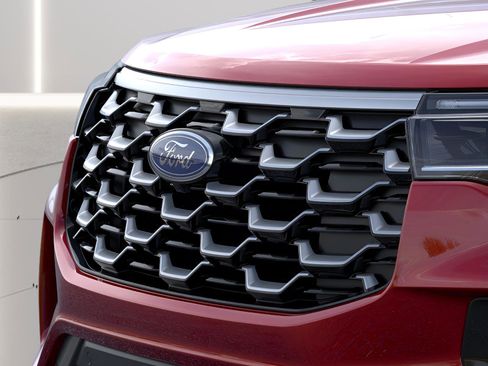 New 2026 Ford Explorer Platinum w/ LUX Leather Package AWD/4WD image 18