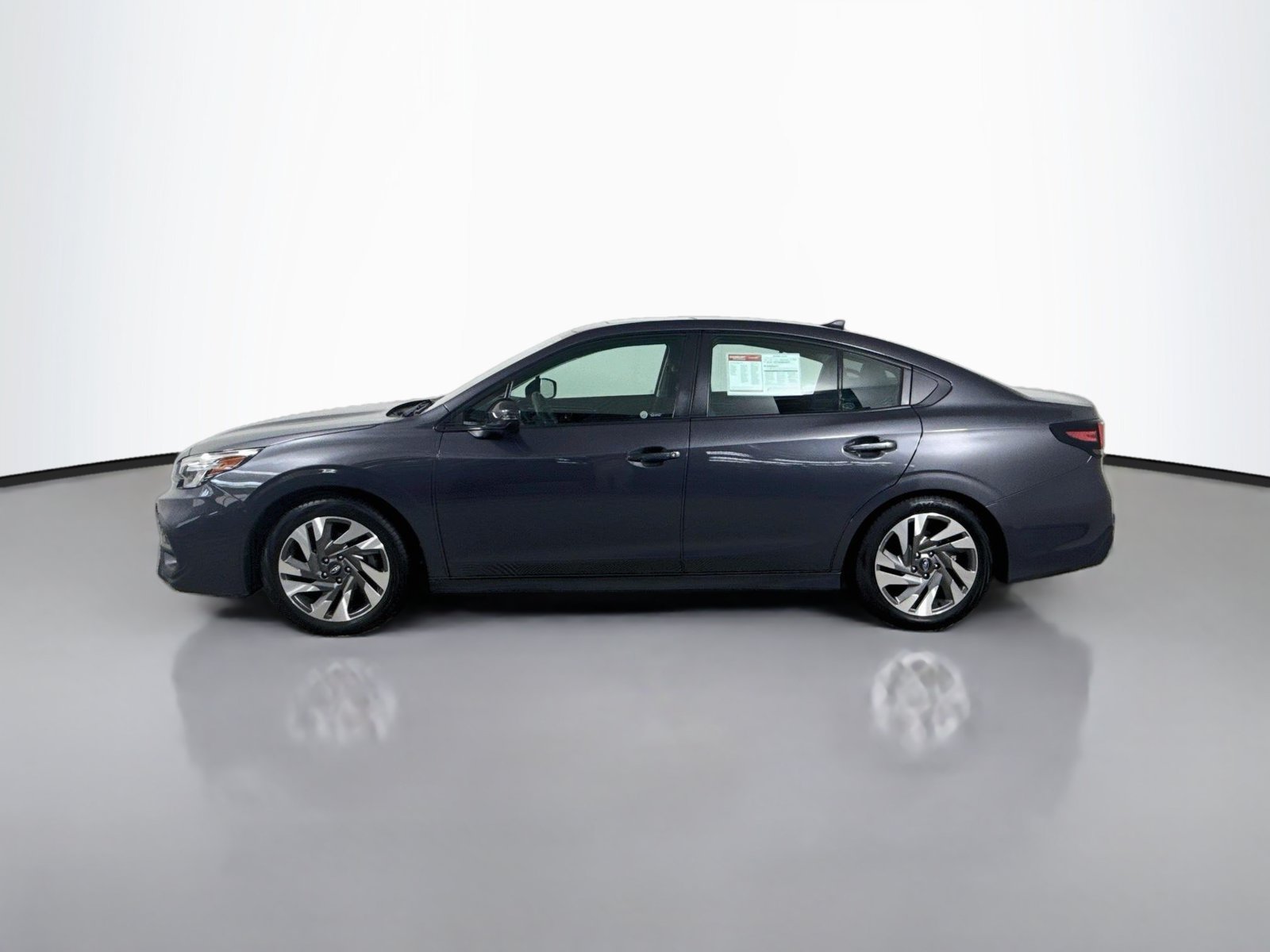 Used 2024 Subaru Legacy Limited AWD/4WD image 2