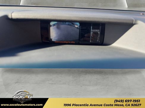 Used 2011 Toyota Sienna XLE FWD image 36