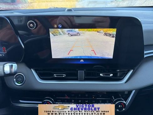 Used 2026 Chevrolet Equinox LT w/ Convenience Package II image 24