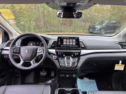 New 2026 Honda Odyssey Touring image 35