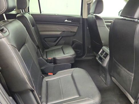 Used 2023 Volkswagen Atlas SE image 23