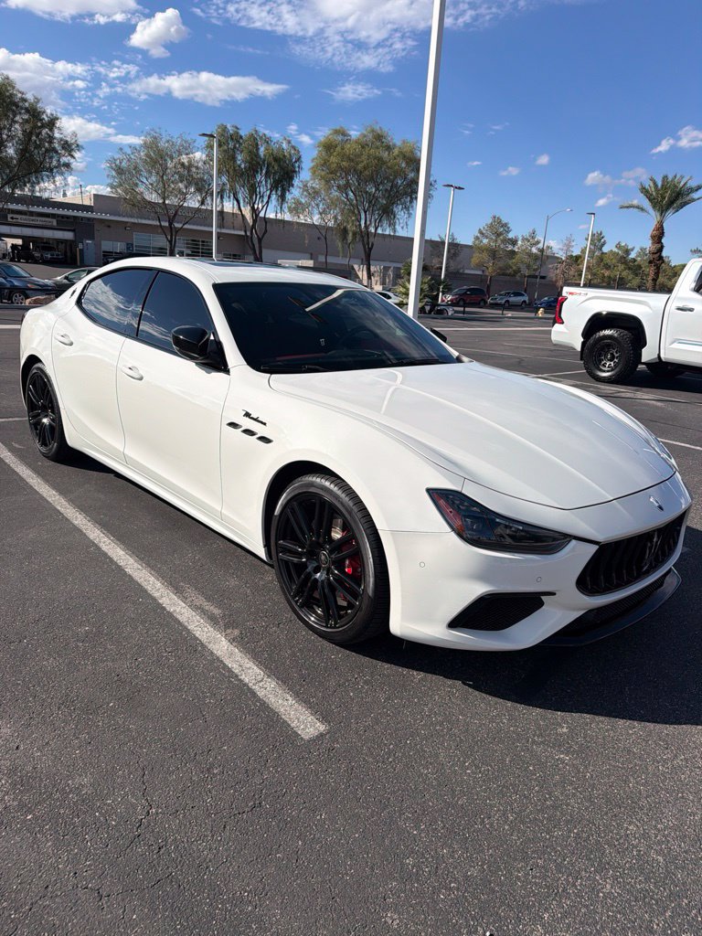 Used 2023 Maserati Ghibli Modena RWD image 3