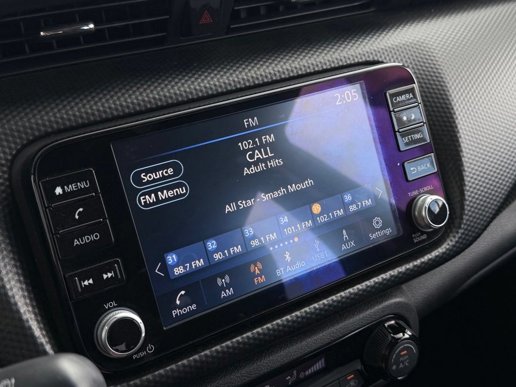 Used 2022 Nissan Kicks SV FWD image 16