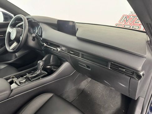Used 2023 MAZDA MAZDA3 s image 12