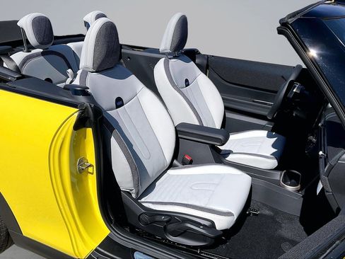 New 2026 MINI Cooper S image 11