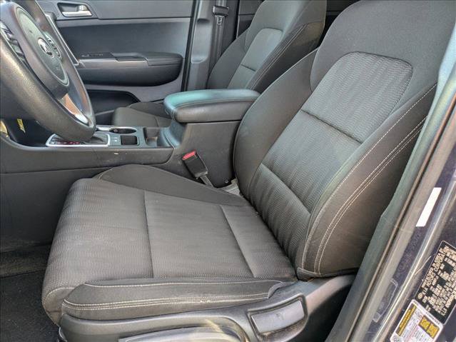 Used 2019 Kia Sportage LX FWD image 11