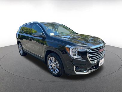 Used 2024 GMC Terrain SLT