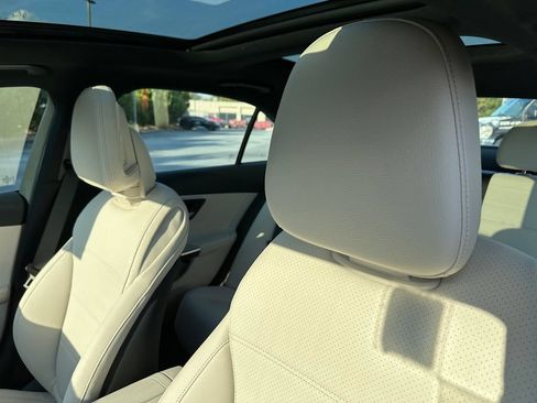 Used 2026 Mercedes-Benz C 300 Sedan image 17