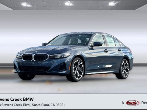 Used 2026 BMW 330i Sedan w/ Premium Package RWD image 1