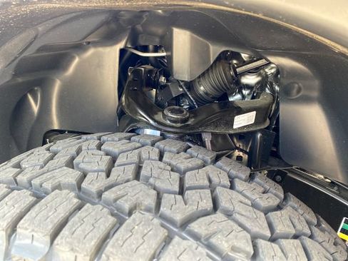 New 2026 Nissan Frontier SV w/ SV Convenience Package AWD/4WD image 26