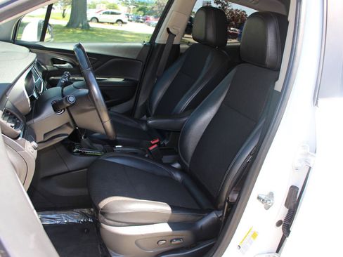 Used 2018 Buick Encore Preferred FWD image 15