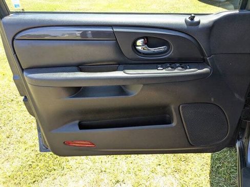 Used 2007 GMC Envoy SLE RWD image 12