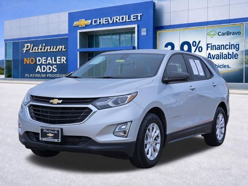 Certified 2020 Chevrolet Equinox LS w/ LPO, Floor Liner Package FWD image 2