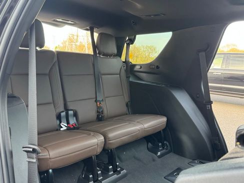 Used 2023 Chevrolet Tahoe High Country w/ Premium Package 2 RWD image 43