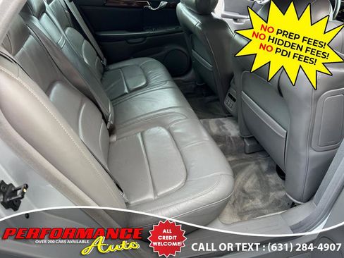 Used 2001 Cadillac De Ville DTS w/ Comfort/Convenience Pkg image 9