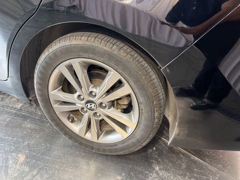 Used 2018 Hyundai Elantra Value Edition image 12