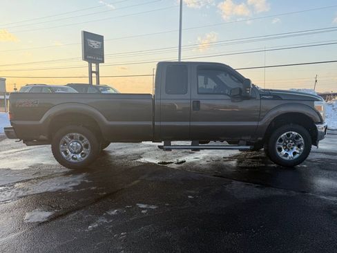 Used 2016 Ford F250 XL w/ XL Appearance Package image 6