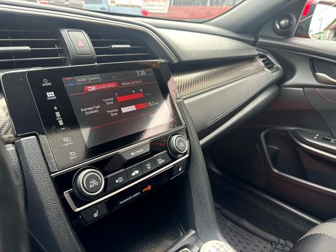 Used 2018 Honda Civic Si image 9