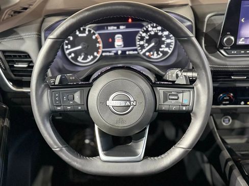 Used 2023 Nissan Rogue SV w/ SV Premium B Package image 62