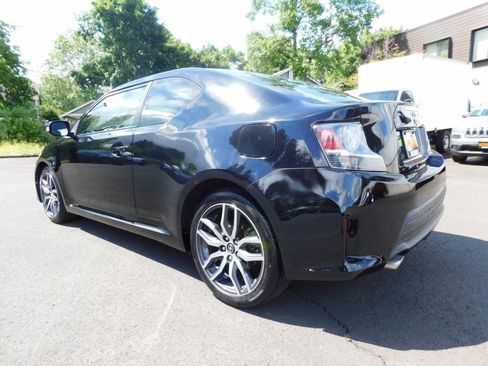 Used 2014 Scion tC FWD image 3