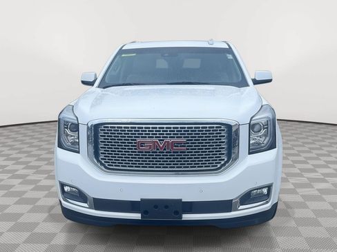 Used 2017 GMC Yukon Denali AWD/4WD image 2