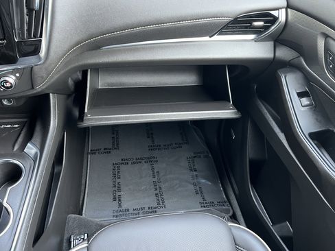 Used 2023 Chevrolet Traverse Premier w/ Redline Edition image 37