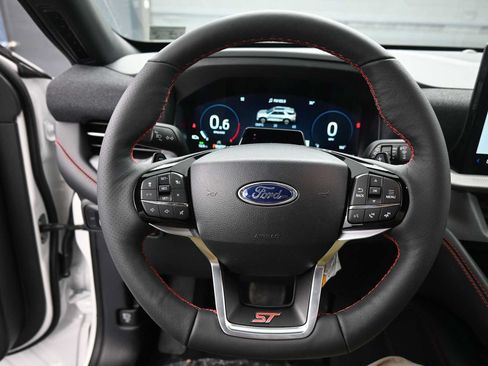 New 2026 Ford Explorer ST AWD/4WD image 31